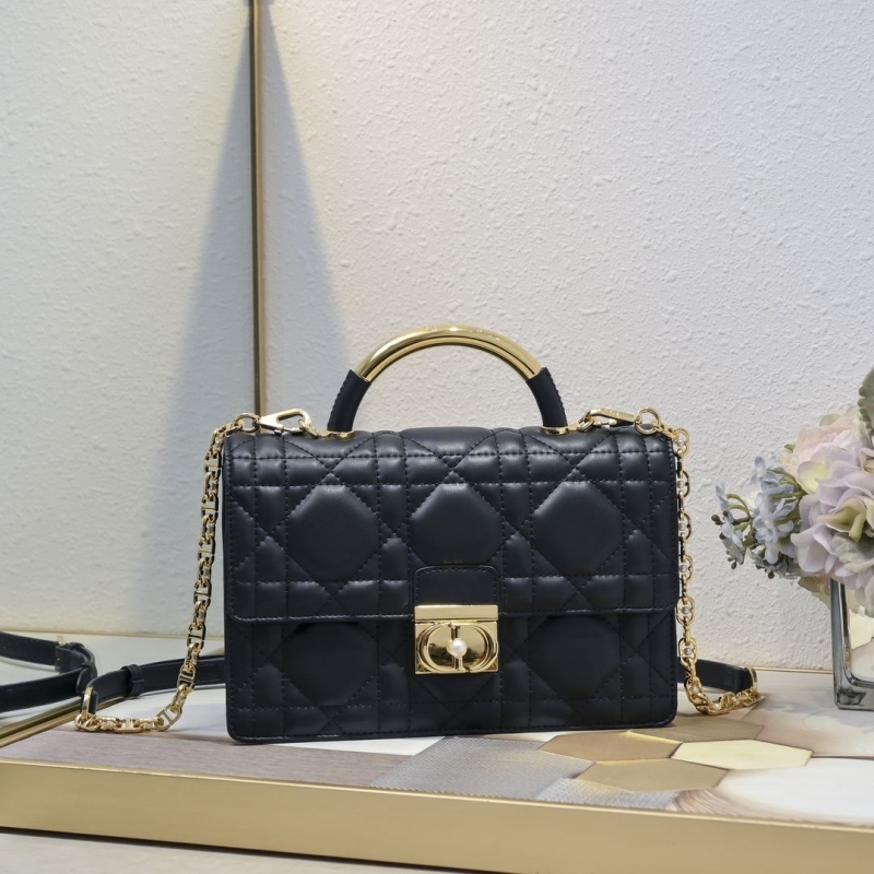 D*or top handle bags